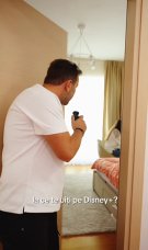 Mihai Morar are un apartament cu patru camere pe care l-a arătat de mai multe ori în postările din online