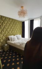 Cum arată fosta casă a lui Florin Salam, transformată în hotel de lux, au mai ridicat două etaje deasupra fostei vile
