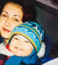 Ce mesaj emoționant a postat Mario Fresh pentru mama lui, de ziua ei, a publicat o imagine veche cu ei doi
