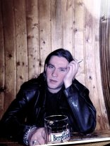 A murit Nicu Sârghea, membrul trupei Vunk, la 48 de ani, a fost găsit în casă fără suflare