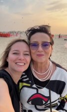 A trecut un an de la moartea Ligiei Cosoi, Laura Cosoi și-a pierdut mama la trei ani după ce a rămas fără tată