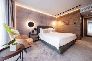 Simona Halep și-a deschis un hotel de lux în Poiana Brașov, unii consideră că prețurile sunt piperate