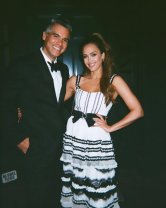 Jessica Alba și soțul ei, Cash Warren, divorțează după o căsnicie de 16 ani, s-au cunoscut în 2004