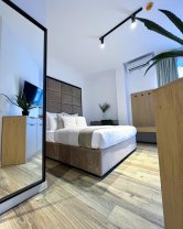 Cât costă o noapte de cazare la hotelul de lux al Andreei Bănică. A pregătit deja oferta pentru 1 mai 2025. Unitatea de cazare are 52 de spații de închiriat