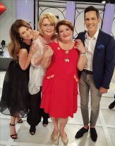 Carmen Movileanu, fosta crainică TVR, este mai elegantă și mai strălucitoare ca oricând, la 67 de ani. I-a lăsat pe toți muți de uimire cu ultima ei apariție. Se bucură de viața de pensionară