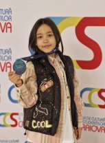 Daria a murit în brațele mamei sale în cumplitul accident din Serbia. Ea și tatăl ei ar fi putut fi salvați dacă ambulanța nu ar fi fost blocată la graniță. Copila avea numai 8 ani