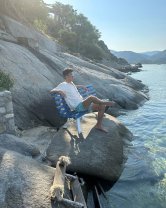 Șerban Huidu, mândru de fiul său care a împlinit 18 ani, i-a transmis un mesaj extrem de emoționant în online. Imagini rare cu tânărul major. Omul de televiziune este căsătorit de 25 de ani cu mama copiilor săi
