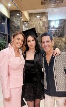Andreea Marin și Ștefan Bănică, din nou împreună de dragul Violetei. Cum au apărut cei doi la ceremonia de absolvire a fiicei lor. Au zâmbit și au fost relaxați la brațul ei