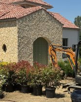 Adela Popescu și Radu Vâlcan au adus Toscana la Șușani. Cum arată casa lor de vacanță de la țară, unde se retrag departe de agitația din București