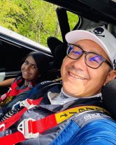 Victor Ponta și Daciana Sârbu, din nou împreună. Cum au fost surprinși la serbarea fiicei lor adoptive, care a intrat în familia lor în 2020