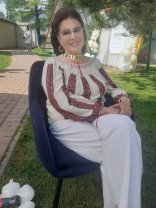 Emoții uriașe pentru Irina Loghin. A participat la prima serbare a Anei, nepoțica pe care i-a dăruit-o fiica ei. Are 86 de ani, dar încă urcă pe scenă