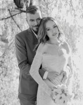 Mara, fiica Ralucăi Moianu s-a căsătorit religios la doar câteva luni de când a devenit mamă pentru prima dată. A făcut cununia civilă la 19 ani
