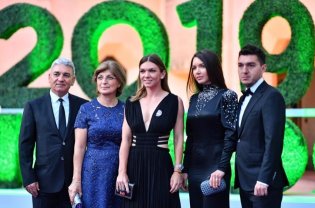 Simona Halep, mai fericită ca oricând! "Vine barza" și toată familia este în extaz: "Gemenii sunt deja iubiți". Copiii cei mari ai lui Nicolae Halep au fost botezați după părinții lui și ai Simonei Halep
