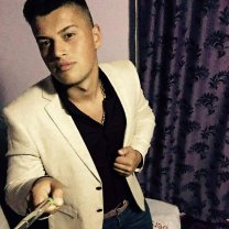 Cum arăta Teo de la Insula iubirii înainte să devină celebru. Imagini cu ispita supremă de pe vremea când nu avea fațete și nu mergea la sală. Nu a avut mereu un trup bine sculptat