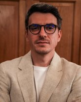 Cine este Alexandru Ion de la Asia Express. A plecat în aventura vieții lui alături de Ștefan Floroaica. Are 38 de ani
