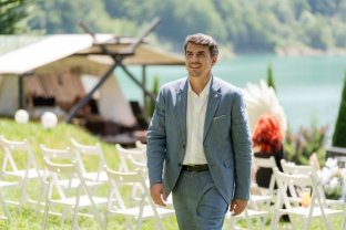 Cine este Alexandru Ion de la Asia Express. A plecat în aventura vieții lui alături de Ștefan Floroaica. Este un actor de succes
