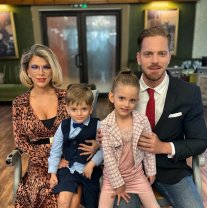 Alina Laufer a născut o fetiță perfect sănătoasă. Ce nume deosebit a ales pentru mezina familiei. Ilan Laufer a dezvăluit numele fetiței