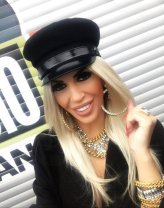 Cum arăta Raluca Bădulescu în tinerețe, când avea 121 de kilograme. A făcut operație de micșorare de stomac și a ajuns la puțin peste 40 de kilograme. S-a făcut remarcată prin stilul nonconformist