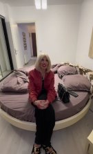 Cum arată apartamentul Ralucăi Bădulescu. Plătește 1300 de euro chirie, dar refuză să de bani și la utilități. I-a deschis ușa unui influencer care i-a filmat locuința