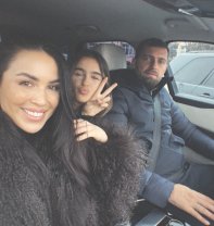 Cum arată fiica și soția lui Gabi Tamaș de la Asia Express. Fostul fotbalist nu exclude ideea de a mai avea copii. Este un tată și un soț protector