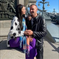 Medana, mărturisiri sincere despre începutul poveștii de iubire cu Alin Oprea. „Eu am părăsit pe unul bogat și am luat de fiecare dată pe unul fără nimic”. Afacerista este atrasă de bărbați cu potențial