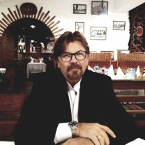 Adrian Daminescu a fost socru mic! Primele imagini de la nunta fiicei sale din America. Cântărețul nu păstrează legătura cu ea