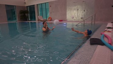 Mihai Neșu, primele declarații și imagini din centrul de recuperare de la Oradea. "Sfântul Nectarie" l-a costat peste 7 milioane de euro. Are inclusiv o piscină destinată hidroterapiei