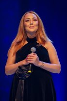 Aurelian Temișan a vărsat lacrimi de durere pe scena Teatrului Național la spectacolul dedicat lui Horia Moculescu. "L-am simțit aseară cu noi!". Nidia Moculescu a urcat pe scenă