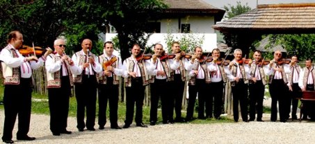 A murit Nelu Moldoveanu, celebru cântăreț la clarinet în cadrul Orchestrei „Doina Argeșului”