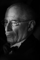 Victor Rebengiuc a fost premiat de Nicușor Dan cu premiul "România Europeană 2025". „Noi, românii, avem boala de a transforma multe lucruri vii în șabloane”. A fost aplaudat intens de audiență când a vorbit despre soția sa