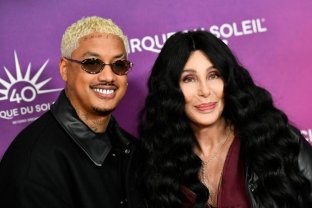Cher, mireasă la aproape 80 de ani? Vedeta ar fi pregătită să-i spună marele "DA" iubitului cu 40 de ani mai tânăr. Presa internațională vorbește despre o nuntă în viitorul apropiat