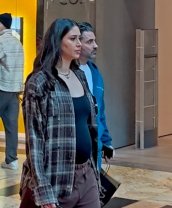 Pepe, tată a patra oară! Au apărut primele imagini cu burtica de gravidă a lui Yasmine. Paparazzi au fotografiat-o în mall