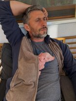 S-a mărit familia lui Dragoș Bucur și a Danei Nălbaru. "Betty e bine". De ce au totuși probleme cu vecinii de la țară. Au un porc pe post de animal de companie