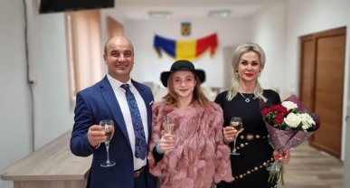 Divorțul șoc al anului 2026! Camelia Voinea a aflat de pe Facebook că soțul ei vrea să divorțeze. Ce reacție a avut antrenoarea. Soțul susține că locuiau în casă cu fostul ei