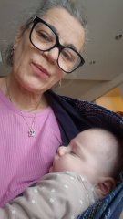 Maia Morgenstern, extrem de prezentă în viața nepotului său. Micuțul Amos Ezra crește sub privirile ei. A devenit bunică la 63 de ani