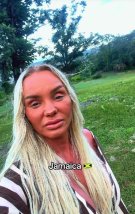 Maria Constantin a ajuns ținta comentariilor răutăcioase după ce s-a postat fără filtre și machiaj. "Doamne ferește, tu ai oglindă. Le-a răspuns cu ironie celor ce au criticat-o