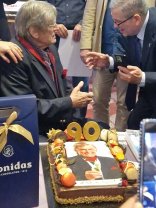 Florin Piersic, așa cum nu a mai fost văzut din tinerețe. Momente tandre cu soția lui, Anna Török, care a dispărut din atenția presei de câțiva ani. Soția i-a dat să mănânce o căpșună de pe tort