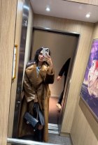 Ruxandra Luca, răsfățată peste măsură de iubitul misterios? Cum s-ar fi dat de gol că există un bărbat în viața ei până să fie surprinsă cu el în benzinărie. Și-a sărbătorit ziua de naștere alături de el