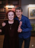 Sanda Țăranu, apariție de senzație la 87 de ani. S-a îmbrăcat într-o rochie grena