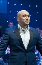 Richard, fiul cel mare al lui Marcel Pavel, a împlinit 30 de ani. Se confruntă cu o boală autoimună în urma unui șoc emoțional suferit în liceu