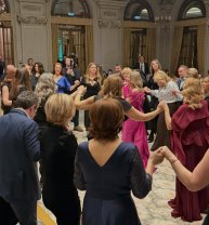 Bunica Gabriela Firea a strălucit la botezul nepoatei sale. Primele imagini de la petrecerea micuței Emily Victoria. Invitații s-au distrat pe muzica Mirelei Vaida