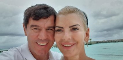 Văduva lui Mihai Leu, distrusă de durere de ziua regretatului ei soț. Mihai Leu ar fi împlinit 58 de ani pe 13 februarie. Ea i-a fost alături în cele mai grele momente