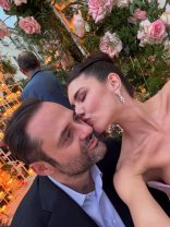 Christina Ich, imagini interzise minorilor pe internet. A pozat aproape complet dezbrăcată alături de iubitul ei. Este fosta noră a lui Victor Pițurcă