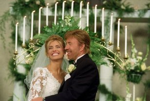 Ce se întâmplă cu averea lui Chuck Norris. Actorul avea 5 copii. După divorț, și-a refăcut viața cu Gena O'Kelley