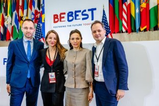 Mirabela Grădinaru, pusă la zid din cauza greșelilor vestimentare de la summit-ul din SUA. Cum s-a prezentat în fața celorlalte Prime Doamne din lume, la Washington