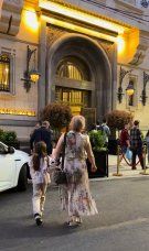 Laura Cosoi, aniversare specială pentru soacra ei. Imagini rare cu părinții lui Cosmin Curticăpean. I-a făcut soacrei o urare în mediul online