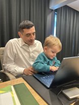 Fiul lui George Simion a împlinit 2 ani. Ce mare a crescut Radu. Este născut pe 24 aprilie 2024