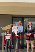 Claudia Puican și-a deschis salon de înfrumusețare. De unde vine numele pe care l-a ales să-i reprezinte noua afacere. Numele salonului vine de la nepoata ei Eva