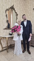 Anisia Gafton s-a căsătorit cu Florin Serghei. Primele imagini de la cununia civilă. Vor face cununia religioasă în aceeași zi cu botezul