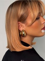 Culori pentru păr blond 2026: Soft Apricot Blonde